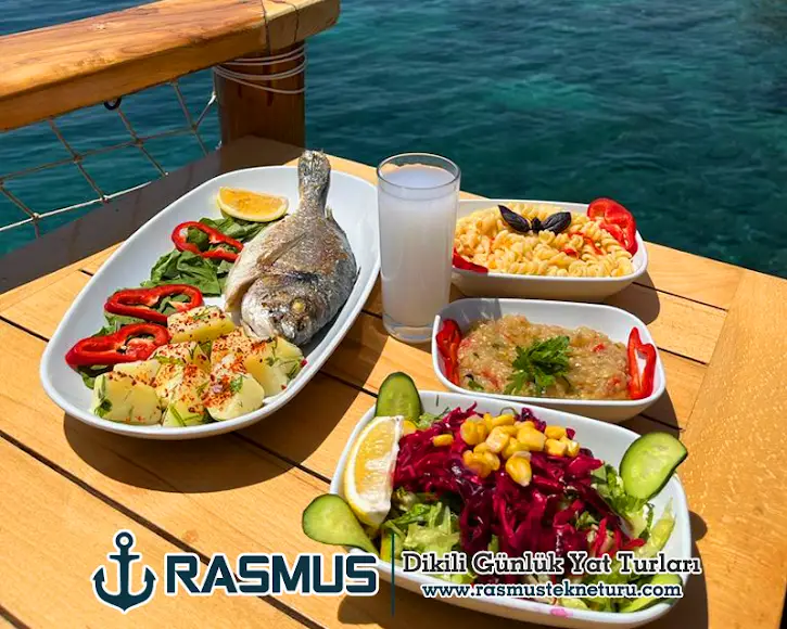 Rasmus Dikili Boat Tour: Four Bays, Lunch, Swimming and Island Views image 3
