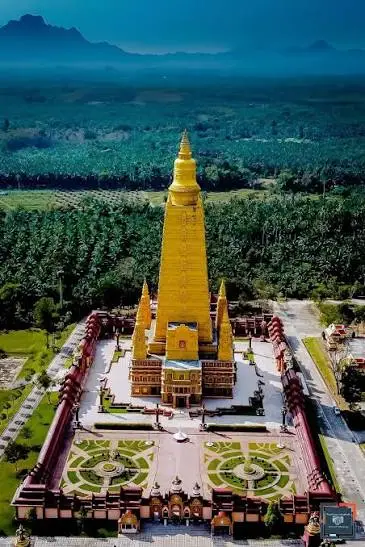 Phuket Temple & Heritage Discovery Tour by Minivan & Fullday image 2