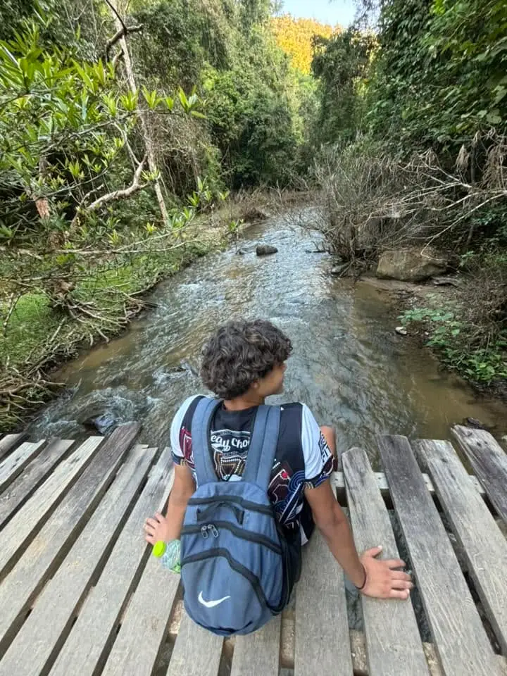 Experience Authentic Jungle Trekking & Local Hill Tribe Culture in Chiang Mai görseli 2