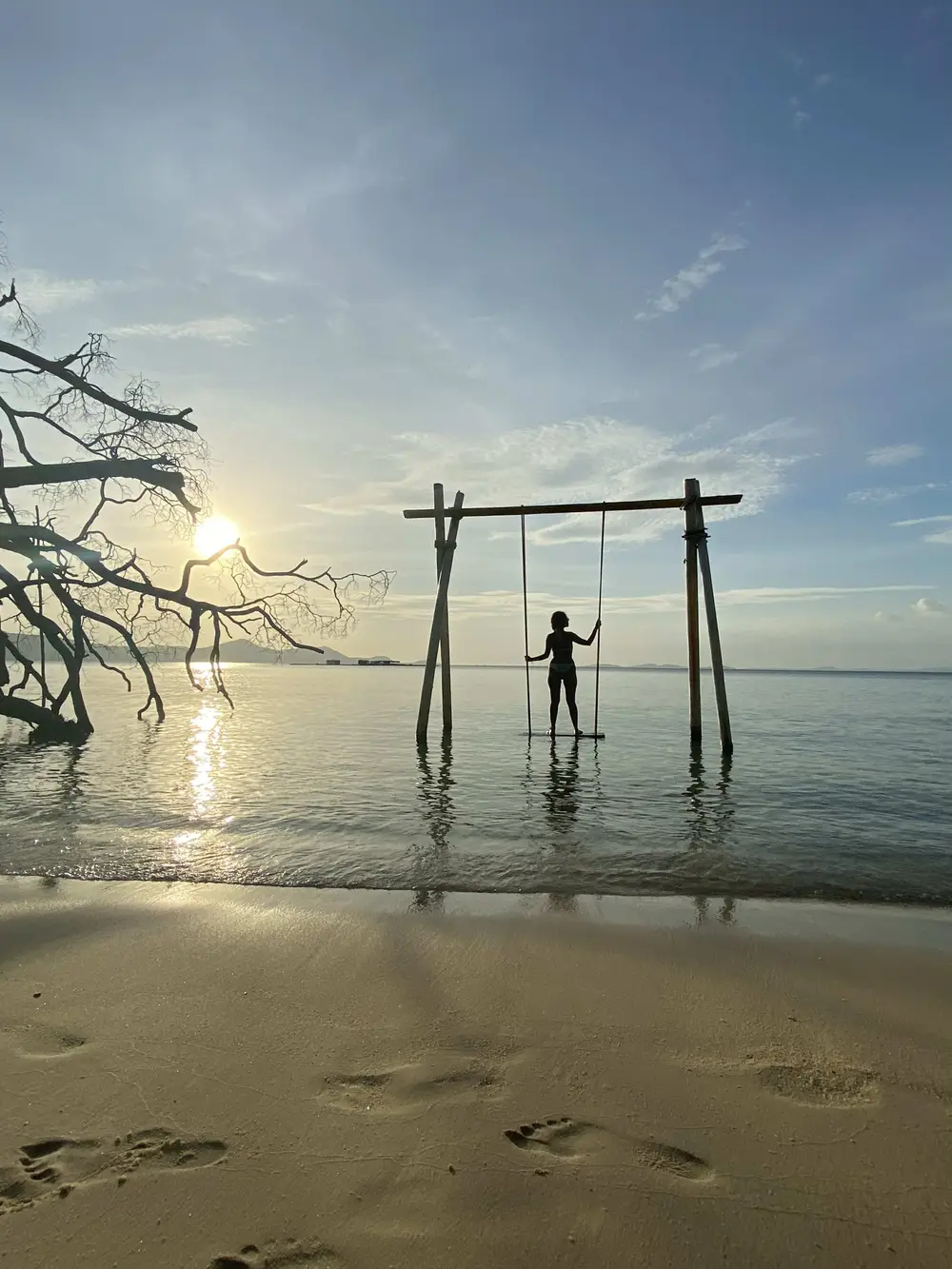 Imagen 3 de Phu Quoc Private Starfish Beach Tour with Ham Rong Beach and Fishing Village