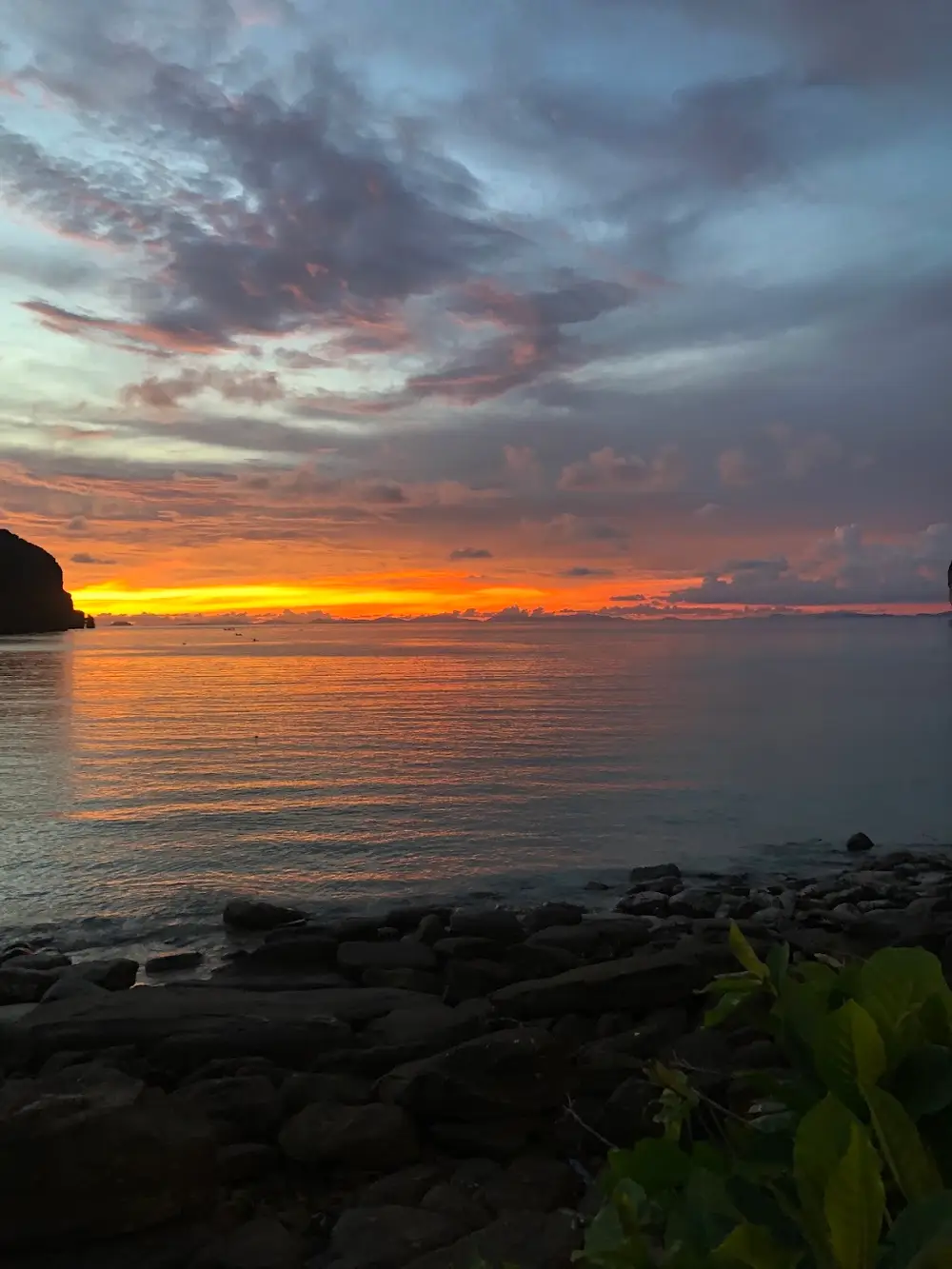 Authentic Longtail Boat Phi Phi Islands Longtail Boat Tour image 3