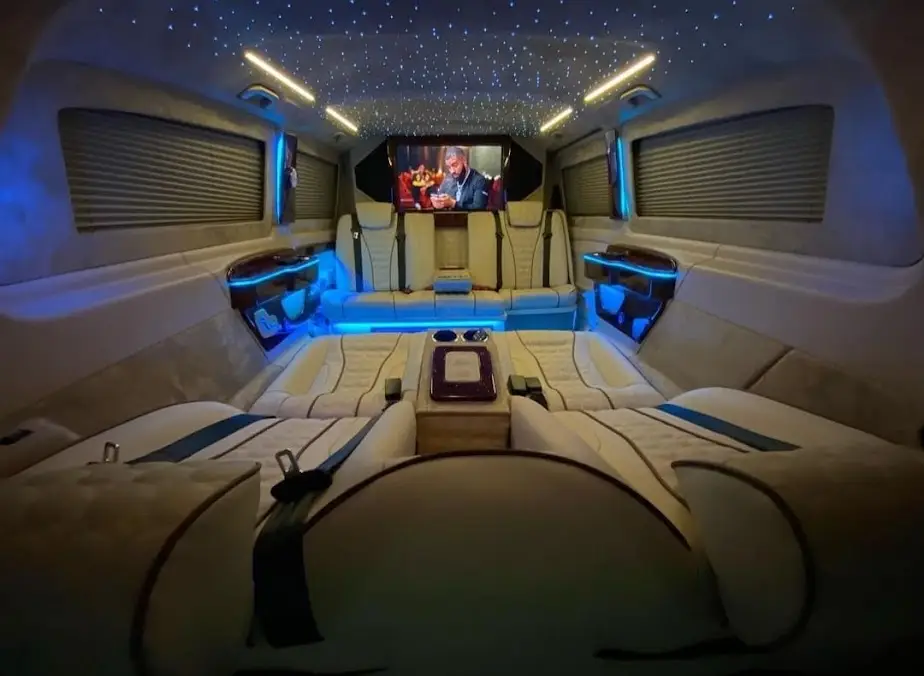 บริการรับส่งสนามบินวีไอพีส่วนตัวในเชสเมด้วย Black VIP Transfer รูปที่ 1