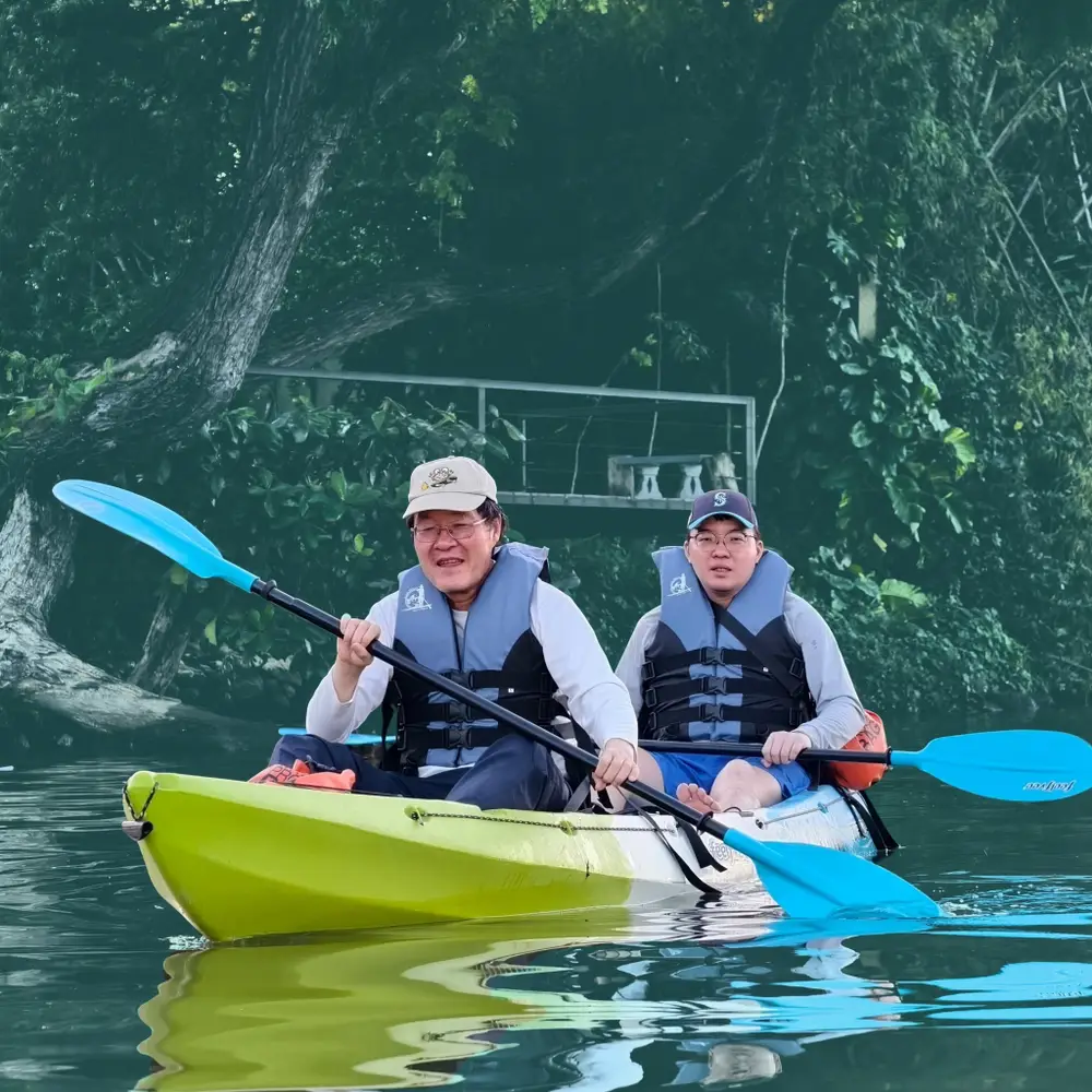 Kanchanaburi River Kwai Kayaking Experience image 2