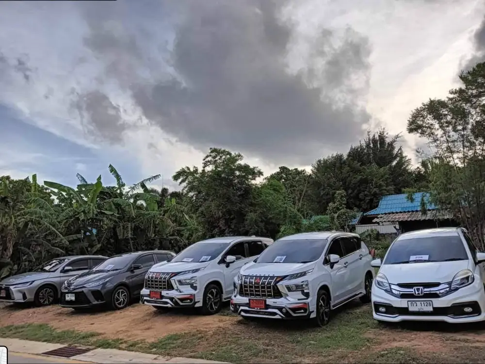 صورة سيارات MG5 و Toyota Bios و Yaris للإيجار رقم 1