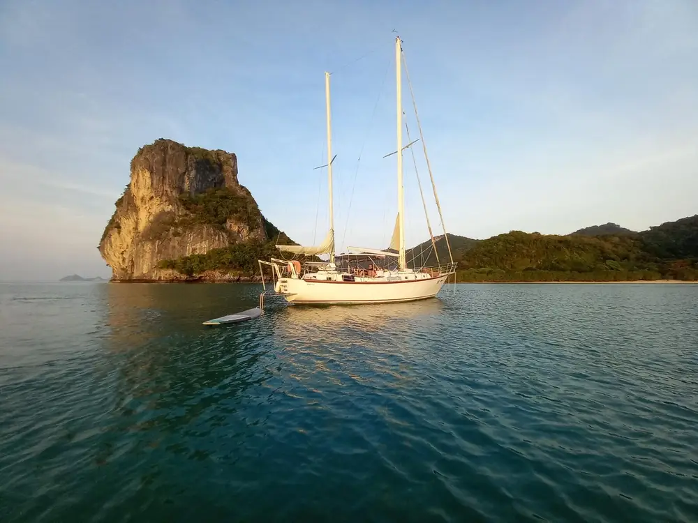 Geronimo 44ft Private Sailing Yacht Charter in Koh Samui image 1