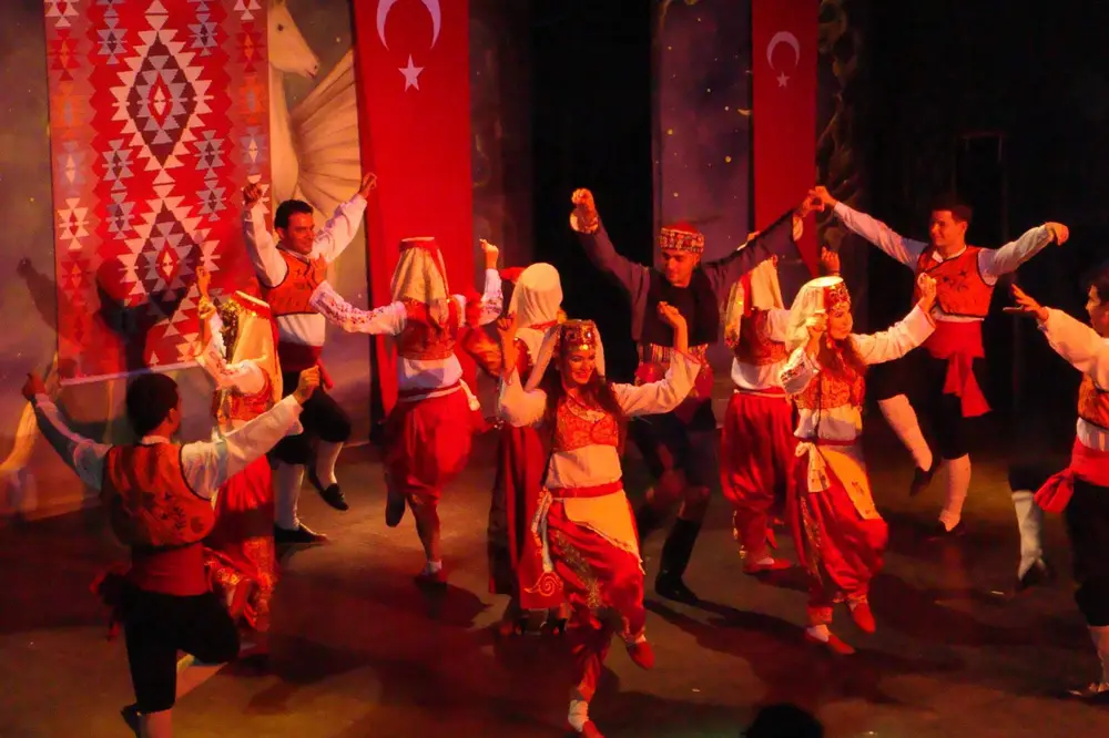 Cappadocia Turkish Night Show with Dinner and Unlimited Drinks image 3