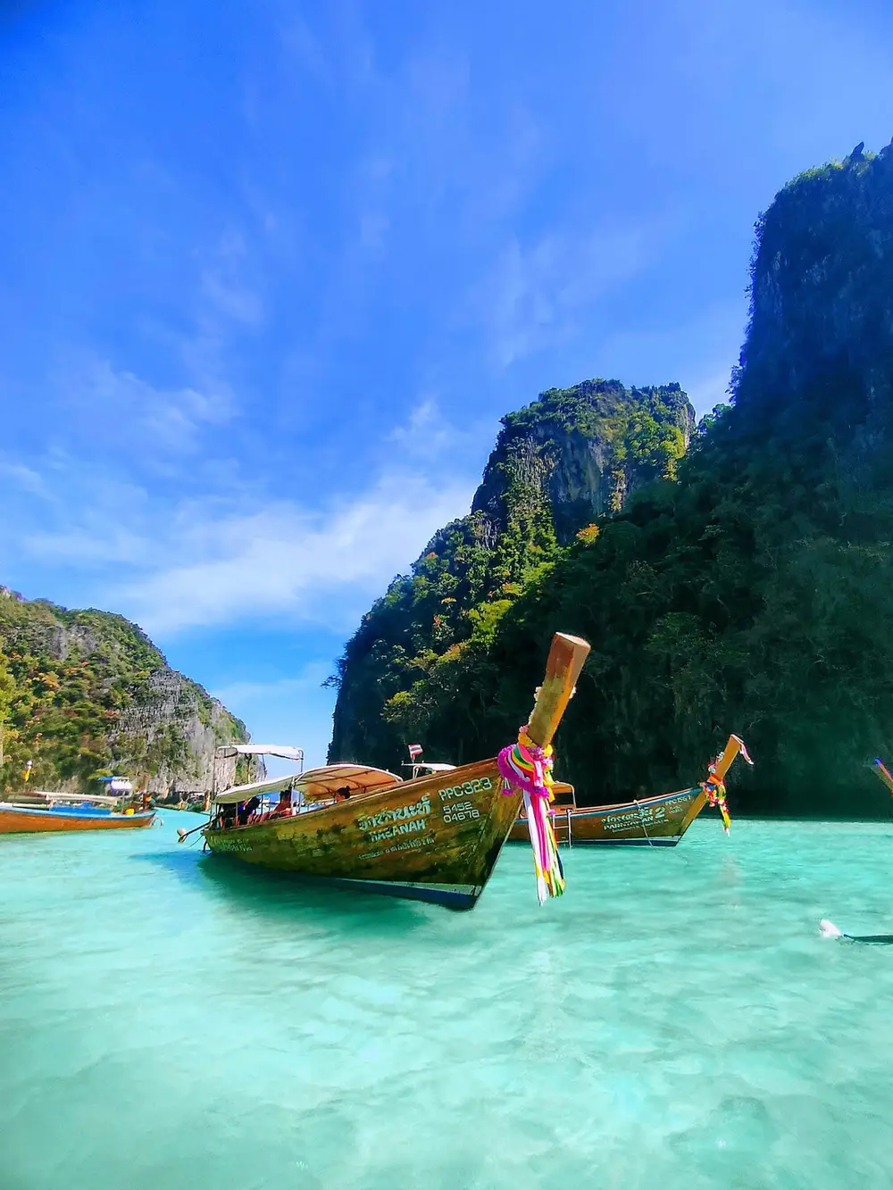 1 Tag Phi Phi, Bamboo Island mit dem lokalen Langboot Bild 1