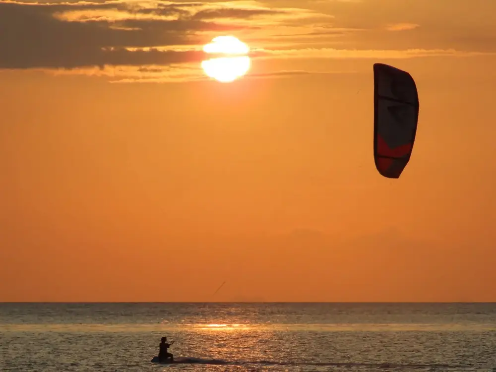 Koh Phangan Kitesurfing Experience with Siam Pro Kite image 3