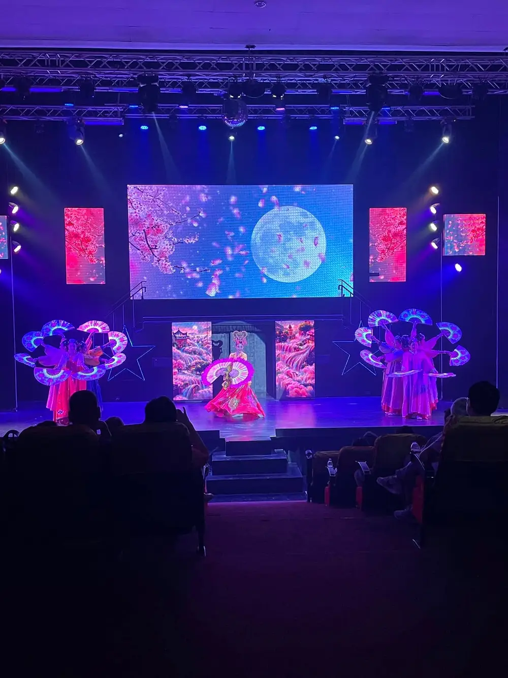 Chiang Mai Siam Dragon Cabaret Show Ticket with Standard or VIP Seating image 3
