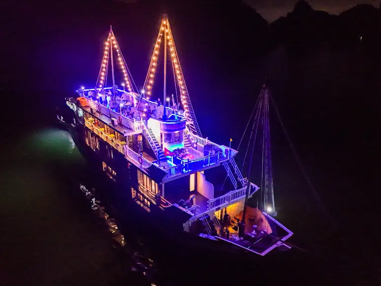 Ha Long Bay 2-Day Oasis Bay Party Cruise Tour with Kayaking and Overnight Stay image 1