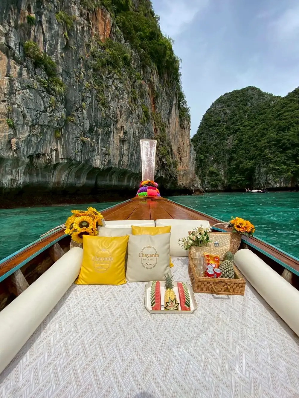 Phi Phi Private Luxury Longtail Boat Tour: Half/Full Day Island Experience görseli 2