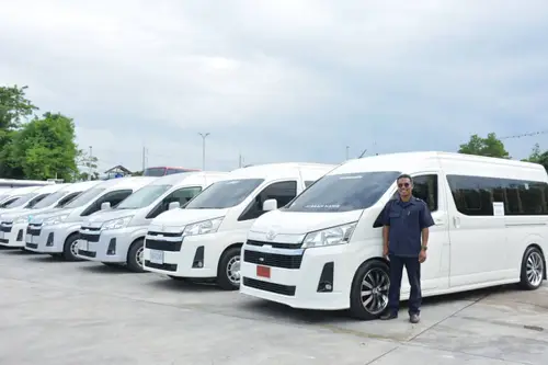 Daily minivan rent in Phuket (Hyundai H-1)