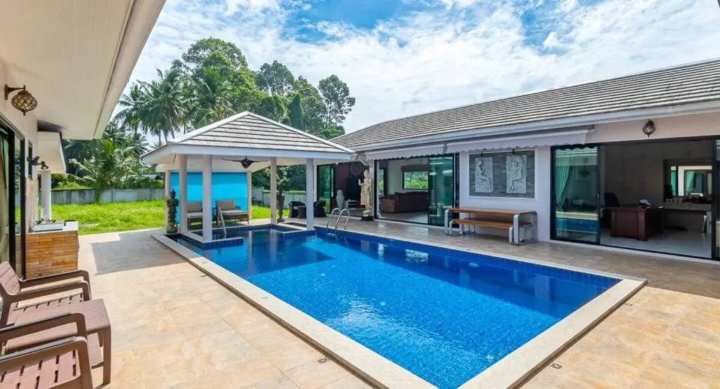 4 Bedroom Private Pool Villa with Tropical Garden near Lamai Beach: фото 3