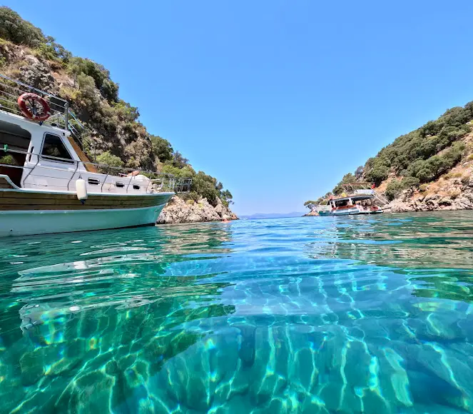 RASTAPUS Boat Trip Fethiye - 4 Bay Stops, Swimming, Snorkeling and Lunch image 3