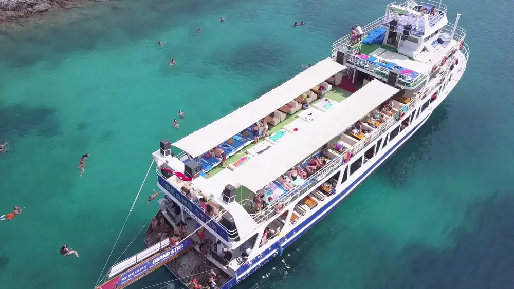 Çeşme Grand Star Boat Tour | Eşek Island, Aquarium Bay & Lunch image 1