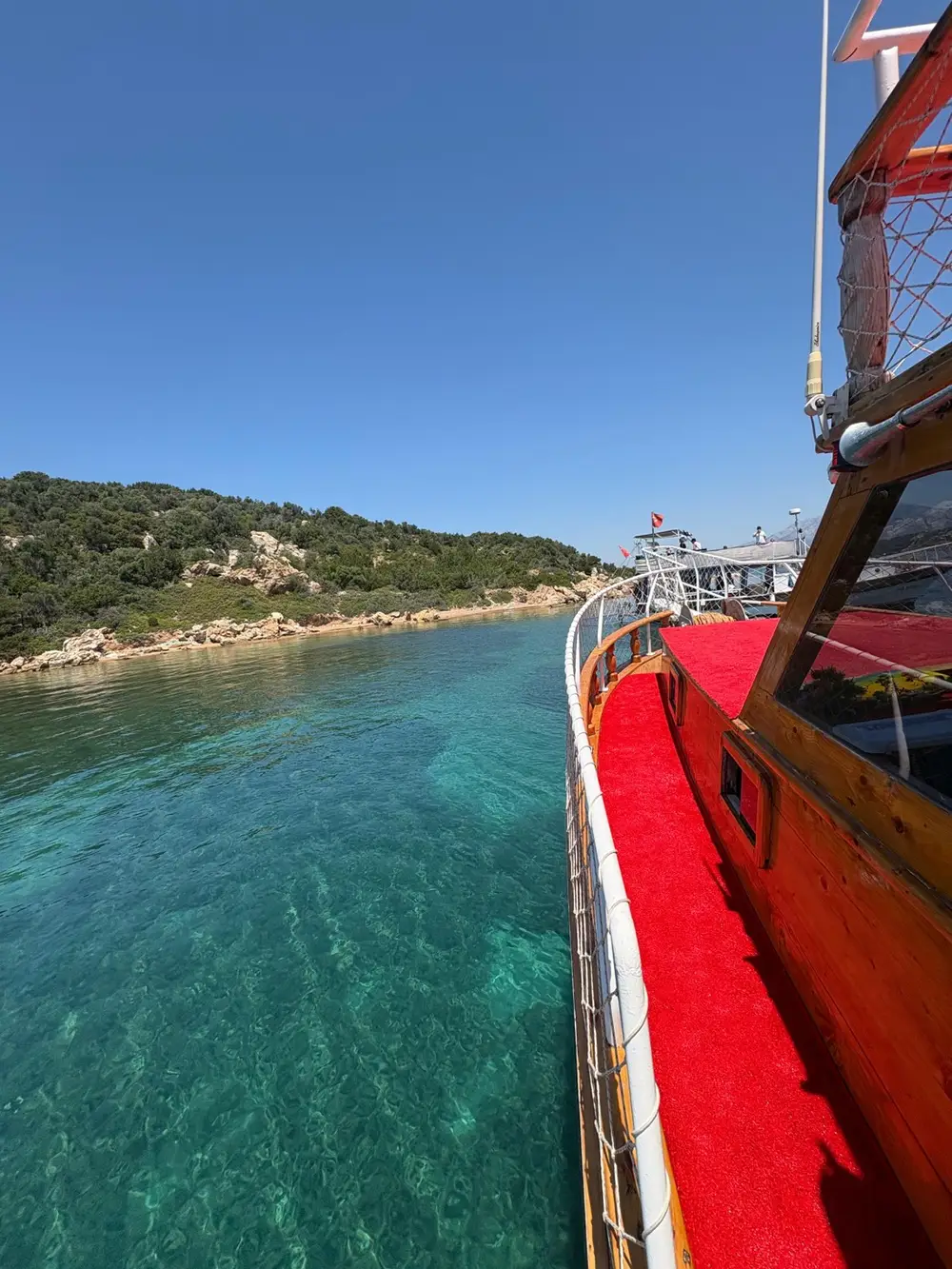 Çeşme Boat Tour from Ildır | Samanyolu 2, Swimming & SUP Experience image 3