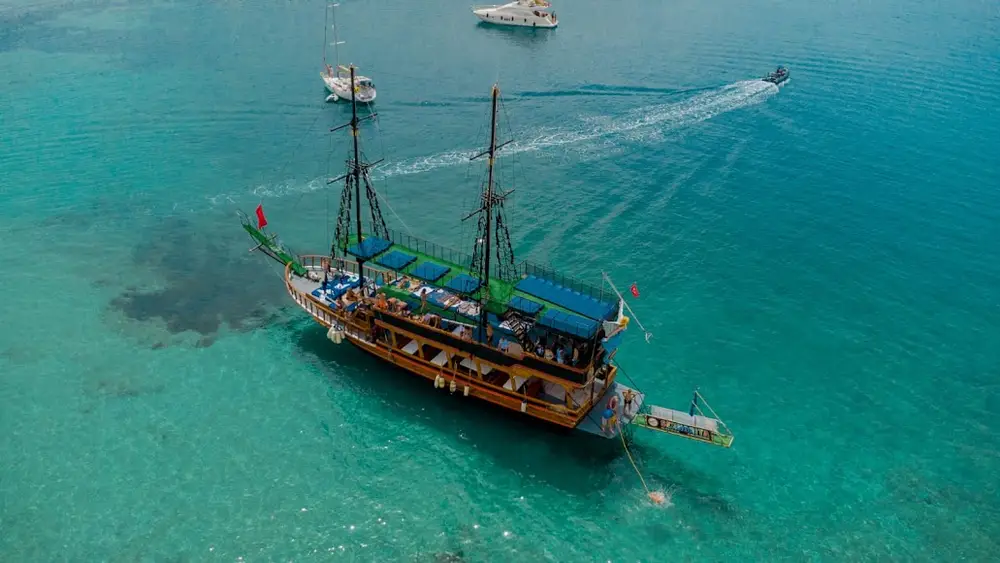 Sennorita Bodrum Party Boat | DJ, Dance, Foam Party and Bodrum Bays image 3