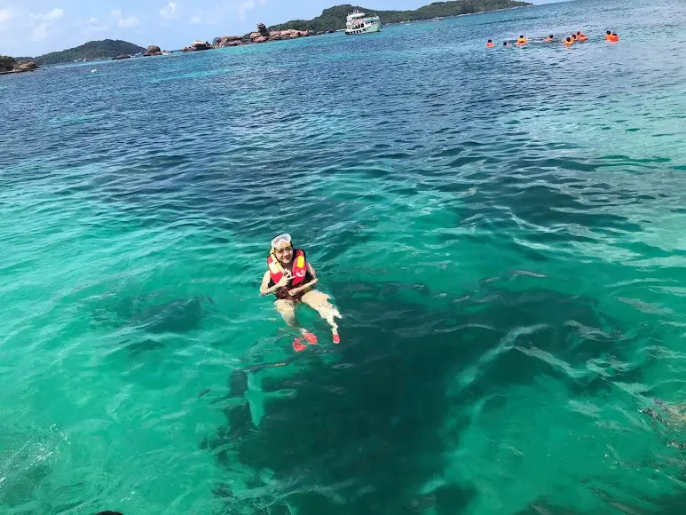 Imagen 2 de Phu Quoc South Island Private Sightseeing Tour with Sao Beach and Ho Quoc Pagoda