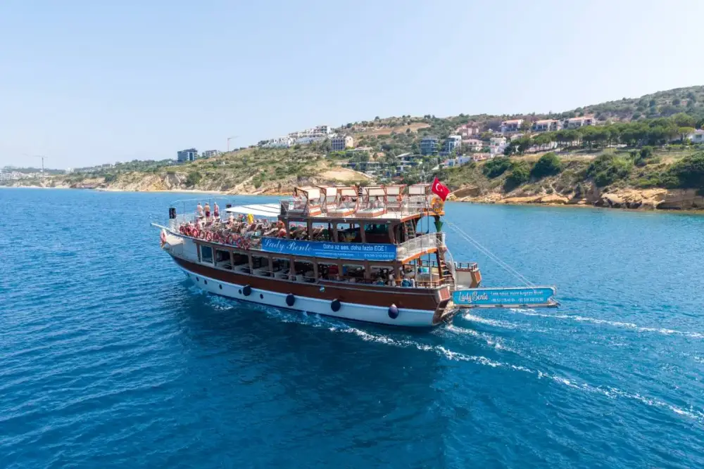 Lady Bente Çeşme Daily Boat Tour | 3 Bays, Swimming & Lunch image 1