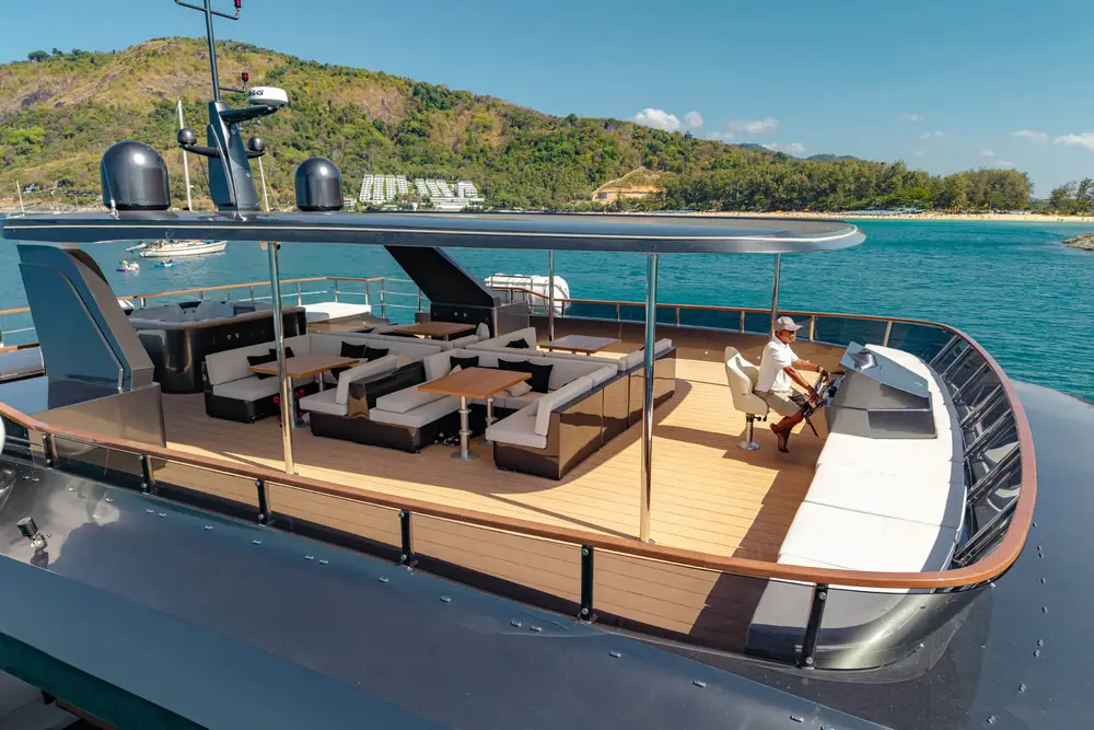 NOAH Yacht Club Phi Phi & Maiton Island Luxury Day Trip görseli 2
