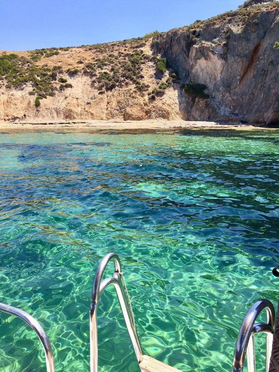 Çeşme Okeanos Boat Tour | Eşek Island & Aegean Bays with Lunch image 2