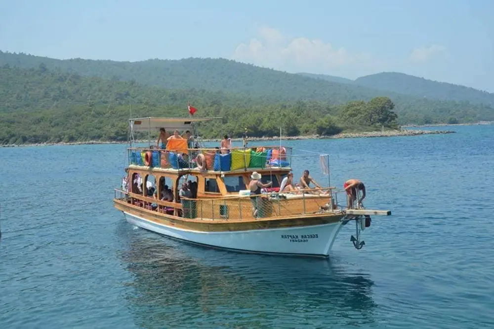 Egecan Kaptan Akyaka Boat Tour | Gokova Bays, Sedir Island and Lunch image 1