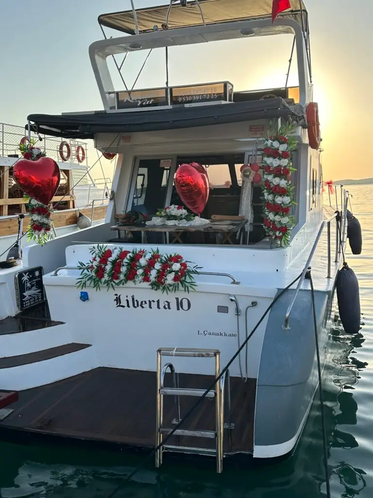 Private Cunda Yacht Tour aboard 14.5m Liberta for Up to 12 Guests รูปที่ 1