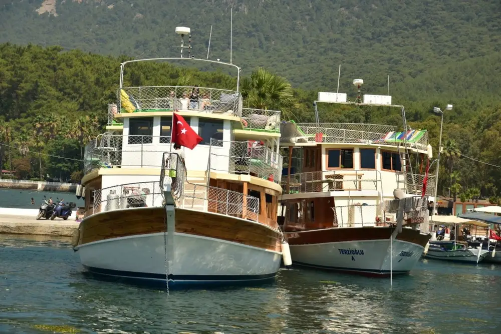 Terzioglu Akyaka Boat Tour | Sedir Island, Gokova Bays and Lunch image 2