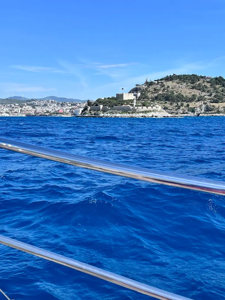 Kuşadası Amores 1 Boutique Gulet Cruise | 5 Bays, Lunch & Unlimited Drinks image 2