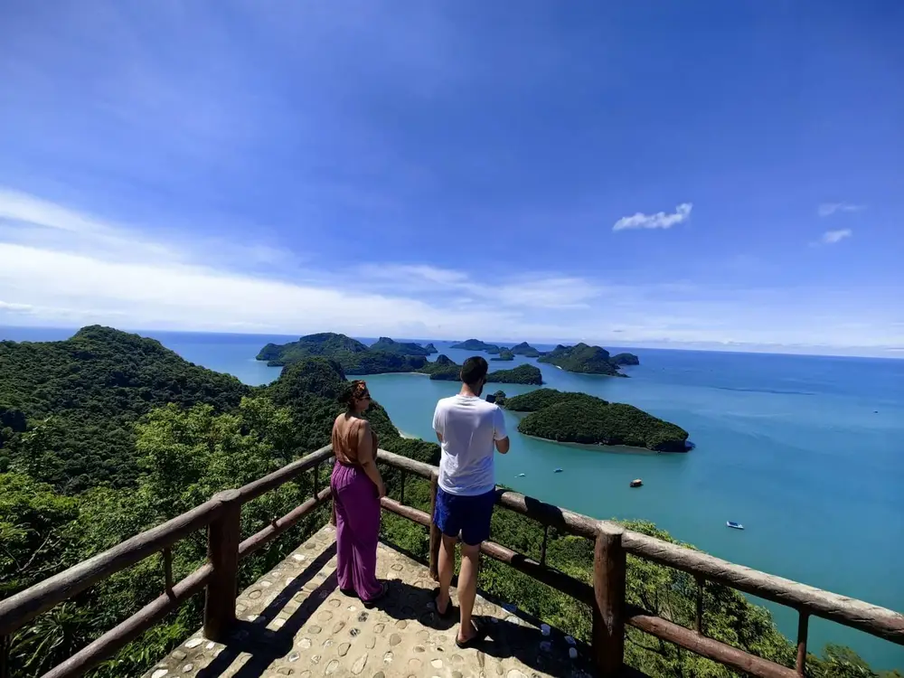 Angthong National Marine Park by speedboat görseli 1