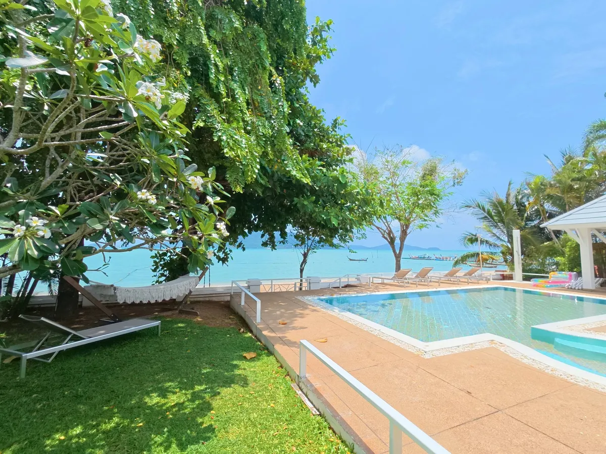 Luxury Beachfront 4 Bedroom Private Pool Villa in Phuket รูปที่ 2