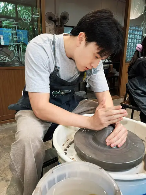 Ceramic Pottery Workshop Experience 2