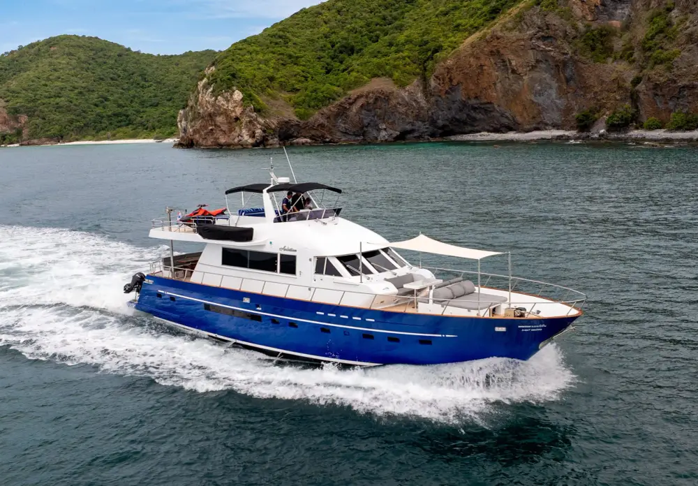 صورة Pattaya 3 Islands Luxury Yacht Charter aboard Ambition (Tarquin 66ft) رقم 2