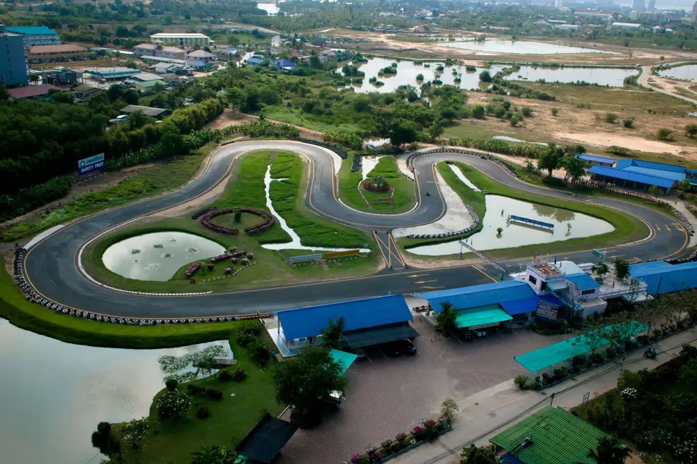 Pattaya Kart Speedway Go-Kart Experience Beginner & Professional Tracks görseli 3
