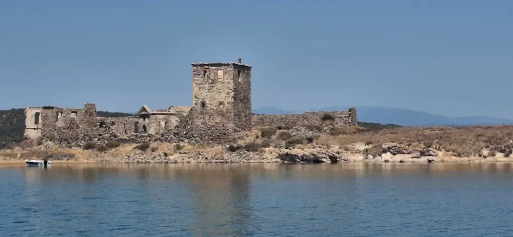 Concept Ayvalik Private Yacht Tour with Swimming and Optional Aegean Lunch image 2