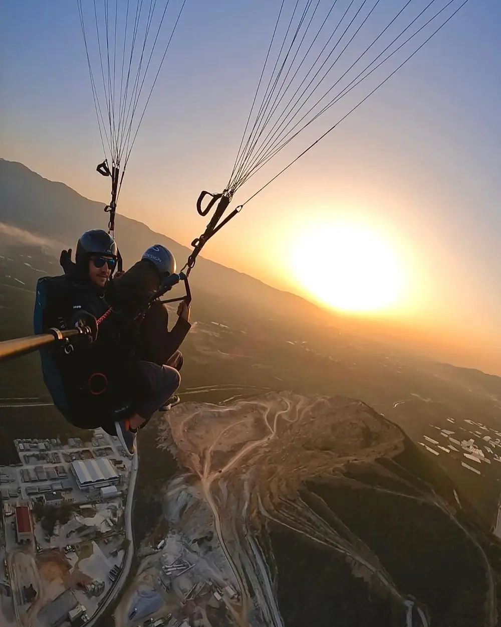 صورة Sakarya Serdivan Tandem Paragliding Flight with Skyline رقم 1